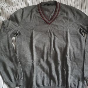 Gucci V-Neck sweater